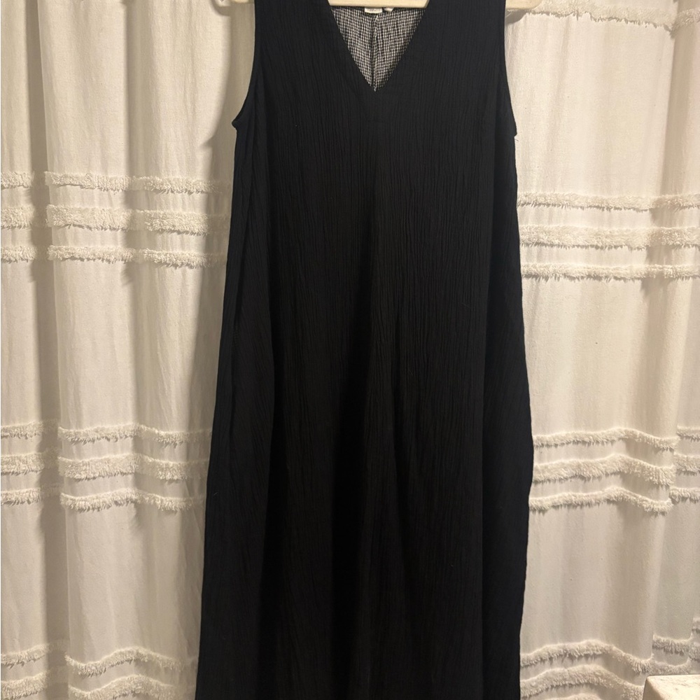 Chic Black V-Neck Maxi Dress TOAST